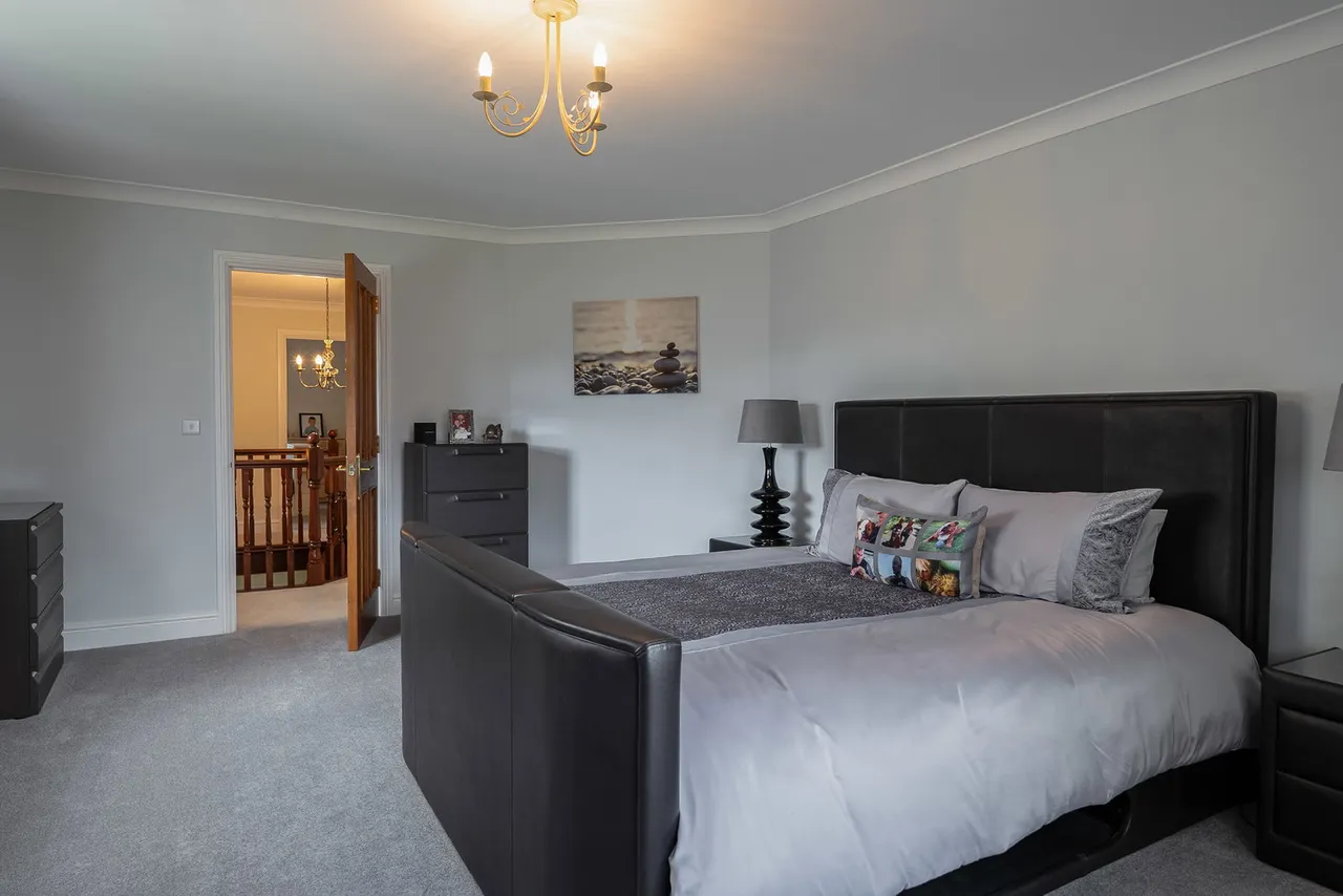 Cwmtawe Road, Ystradgynlais, photo 27