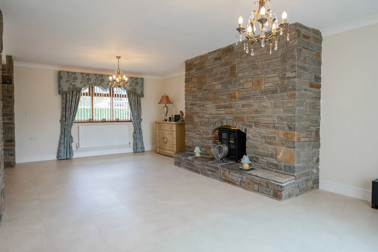 Cwmtawe Road, Ystradgynlais, photo 30