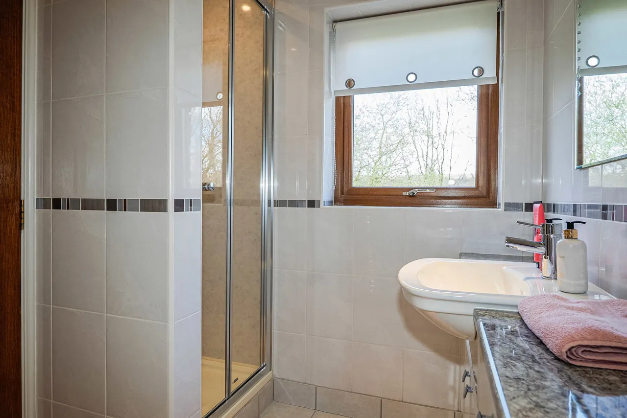 Cwmtawe Road, Ystradgynlais, photo 22