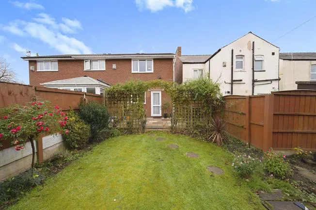Hutton Road, Skelmersdale, WN8, photo 15