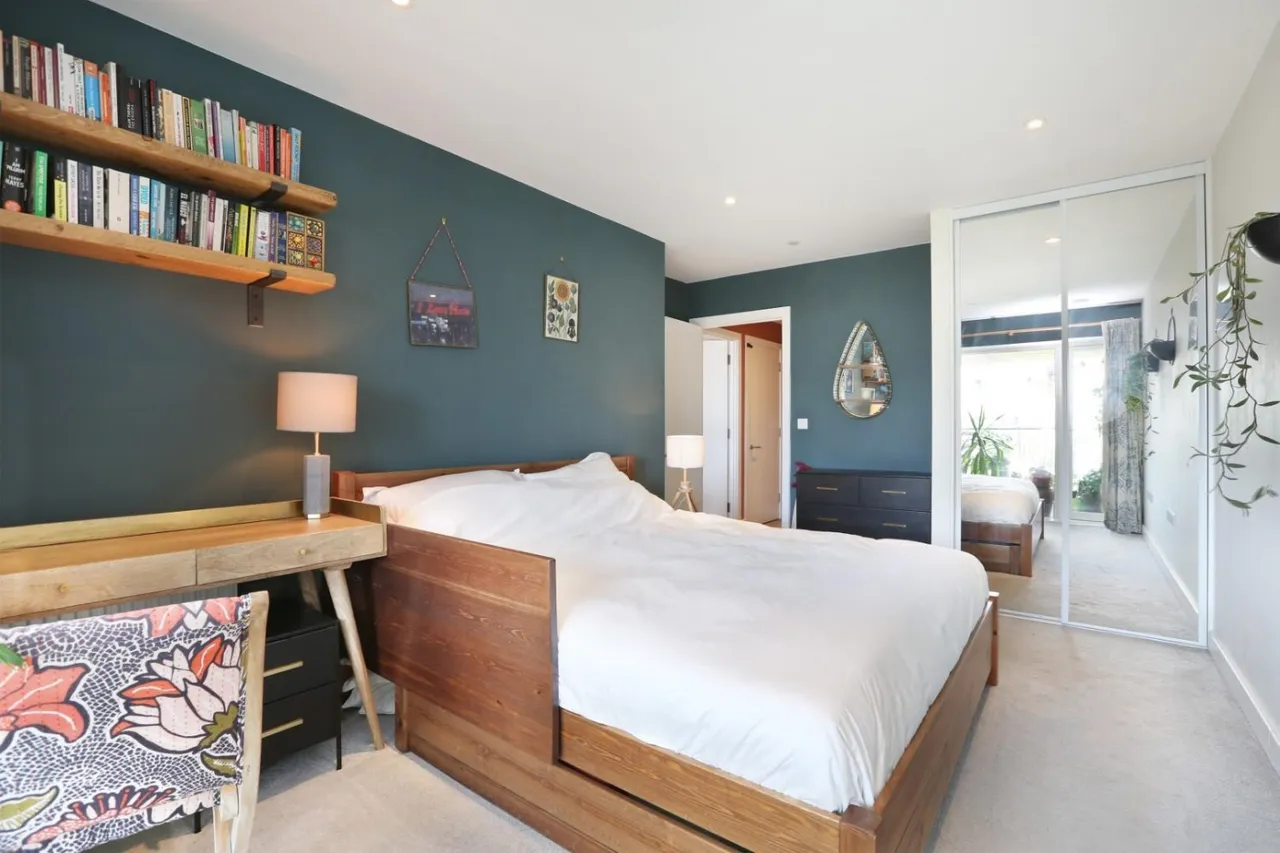 Camberwell Road, London, SE5, photo 12