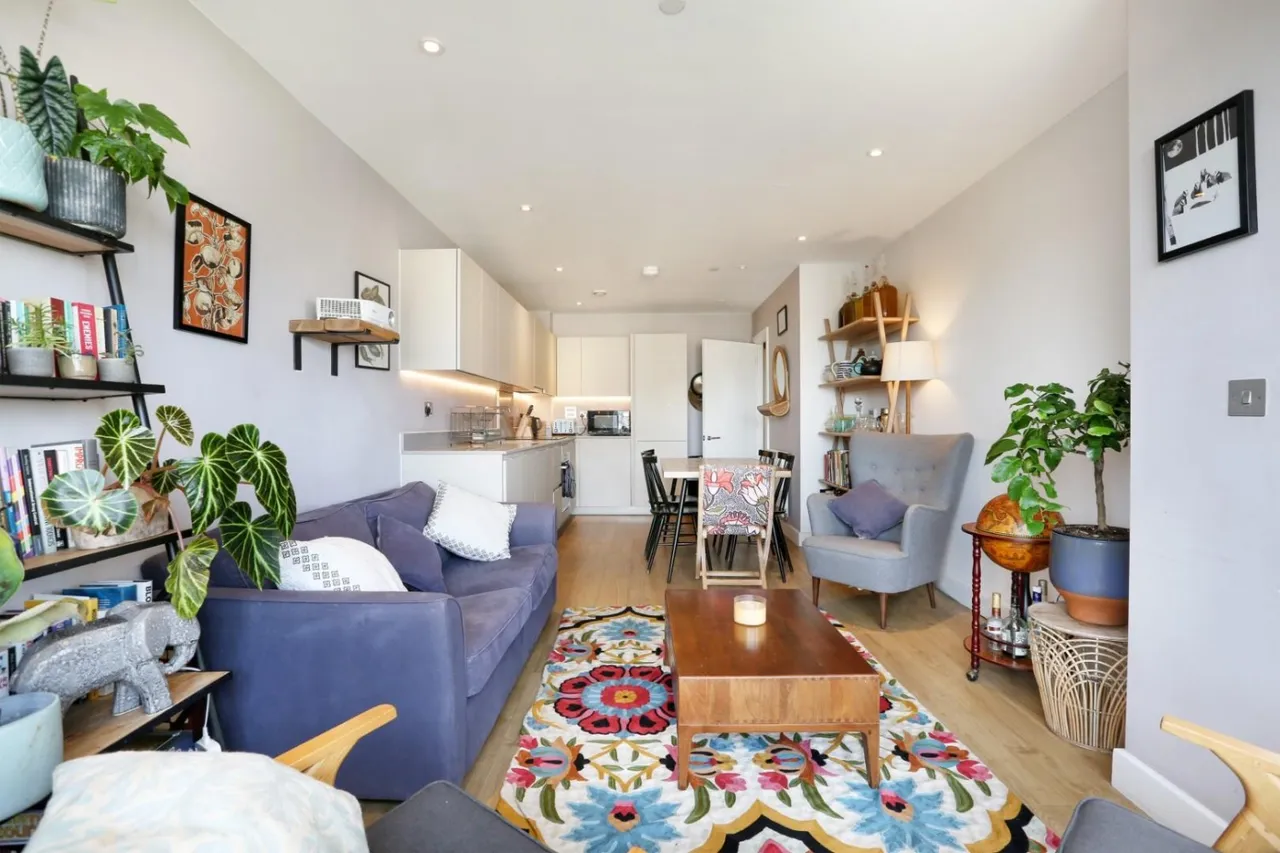 Camberwell Road, London, SE5, photo 10
