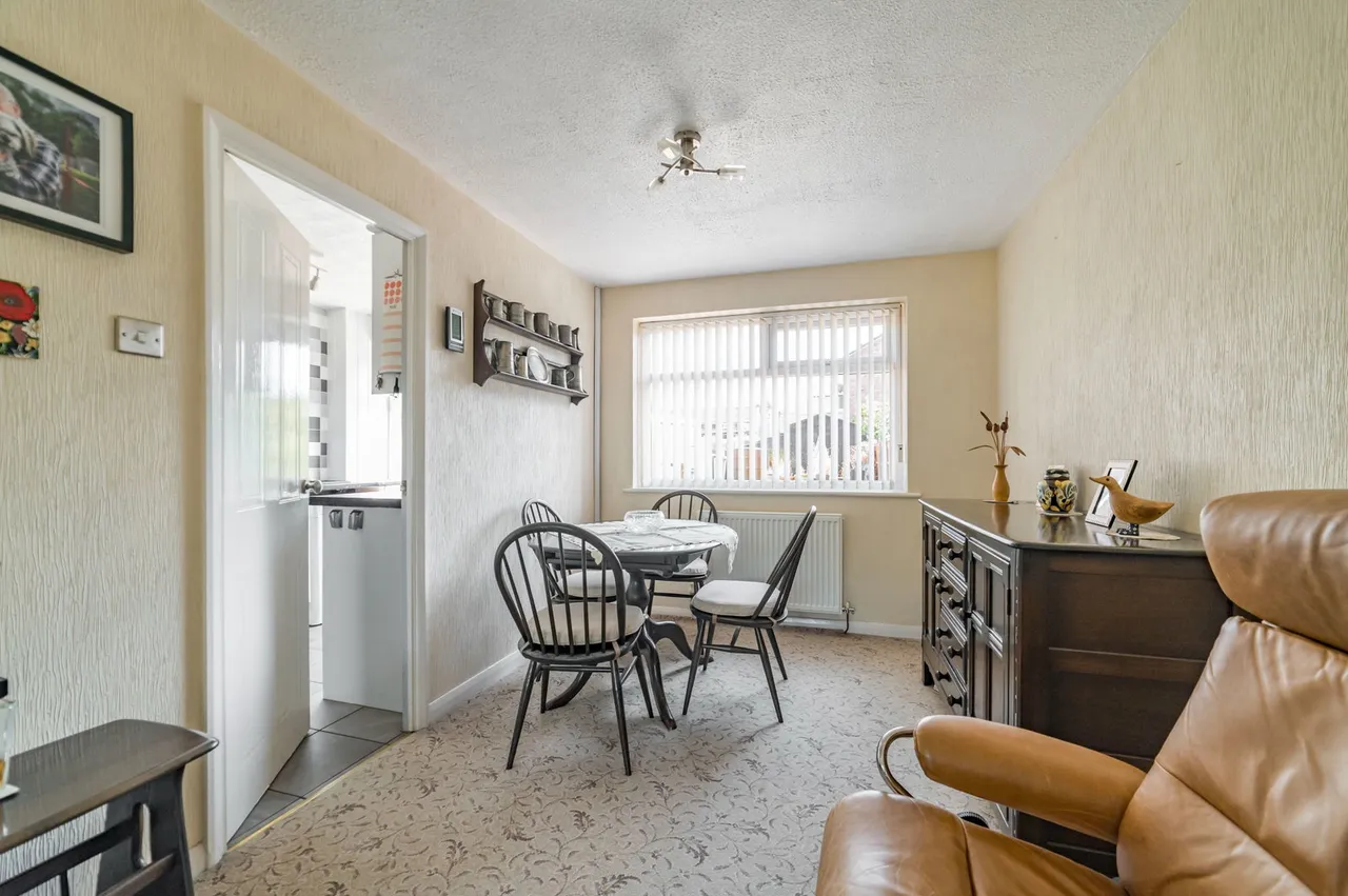 Tamar Way, Heywood, photo 6