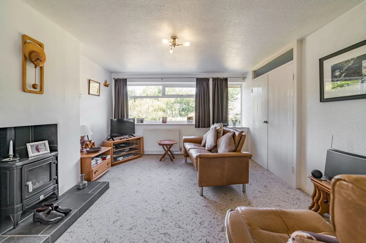 Tamar Way, Heywood, photo 3