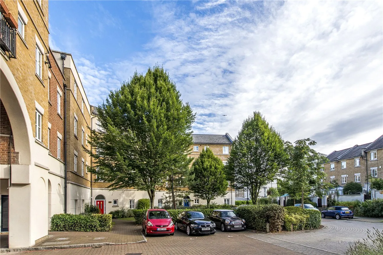 William Winter Court, 3 Charles Haller Street, London, SW2, photo 9