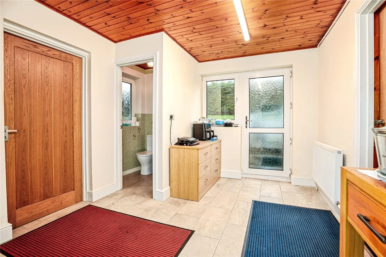 Llanybydder, SA40, photo 15