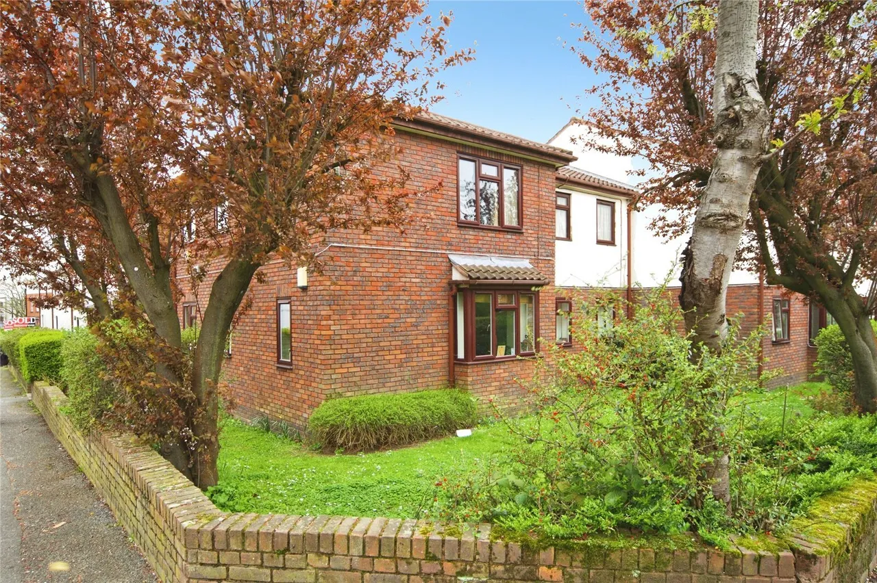 1 bed flat for sale — Cairo Road, Walthamstow, E17