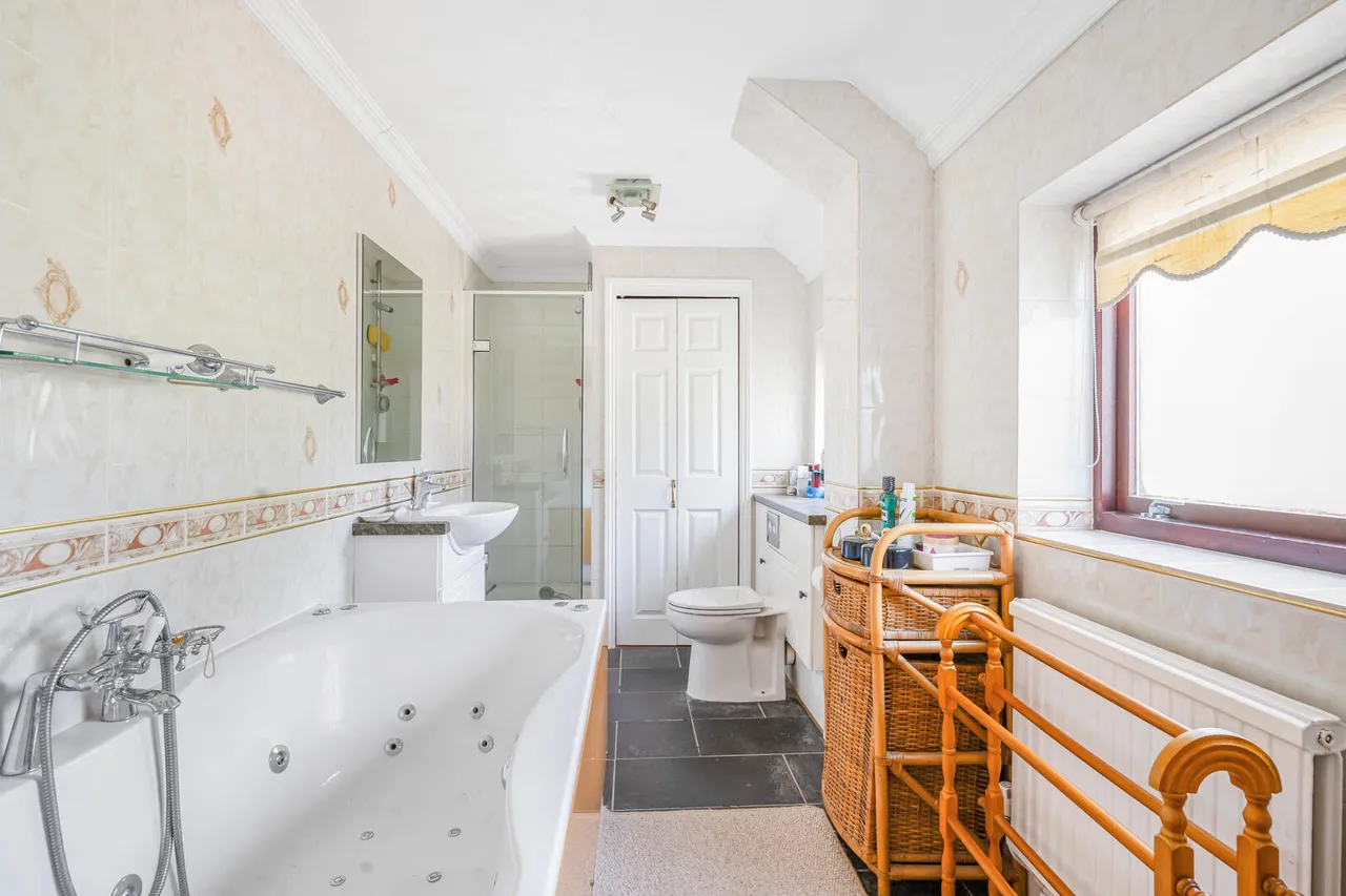 Saxon Close, Exning, CB8, photo 19
