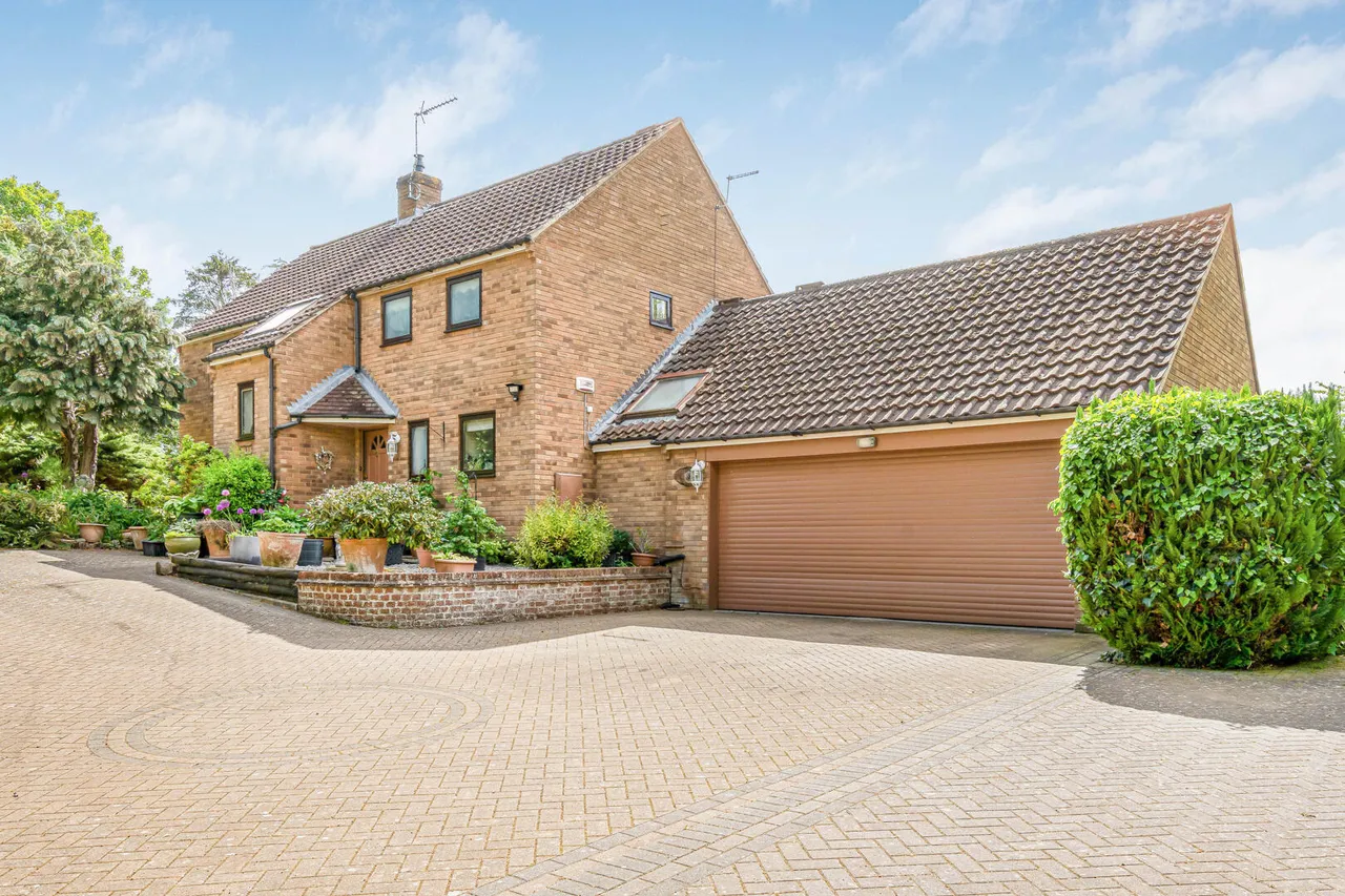 Saxon Close, Exning, CB8, photo 33