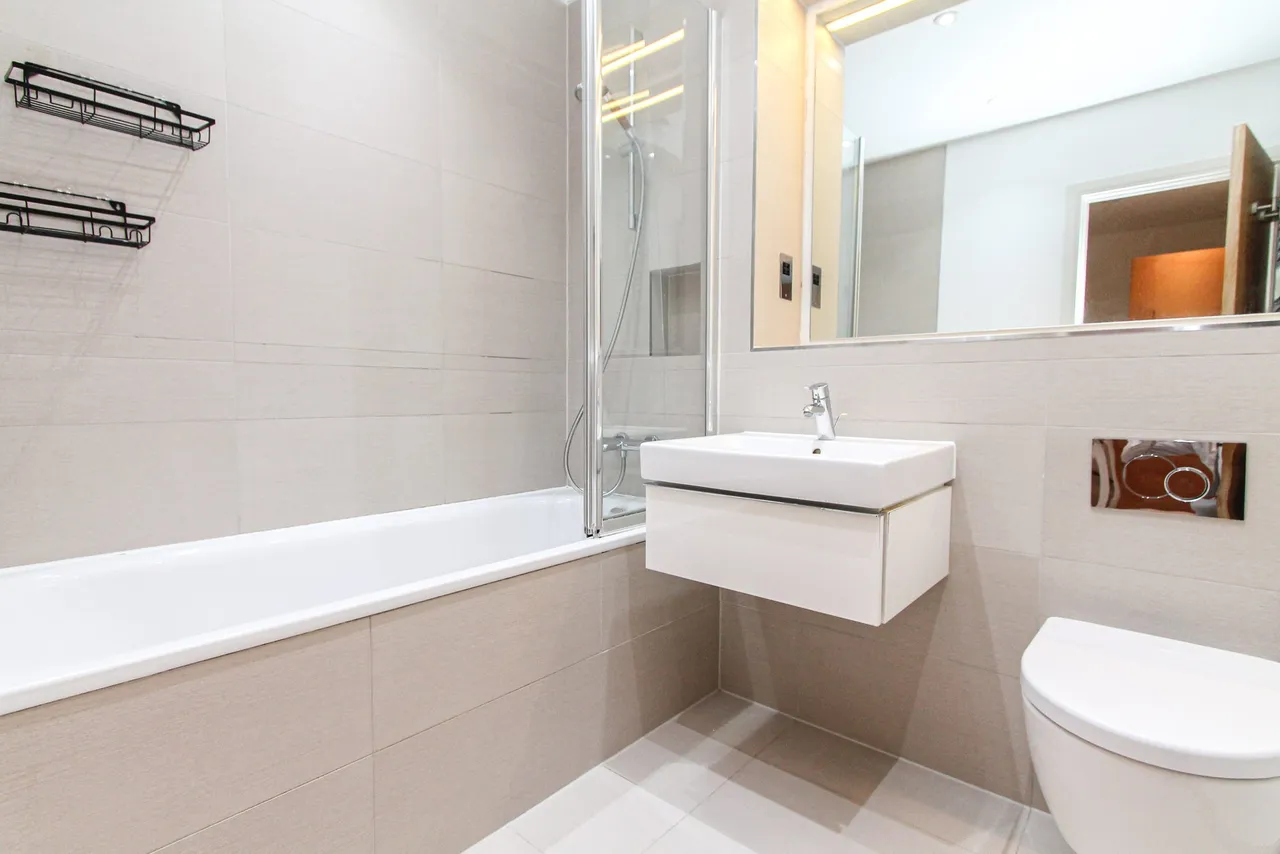 Pennyroyal, Fleet, GU51 5BH, photo 13