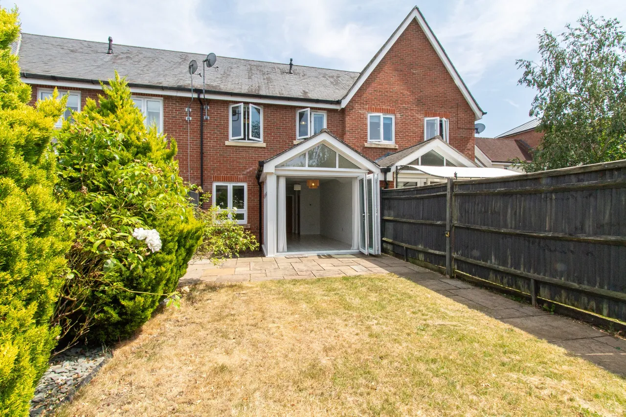 Pennyroyal, Fleet, GU51 5BH, photo 15