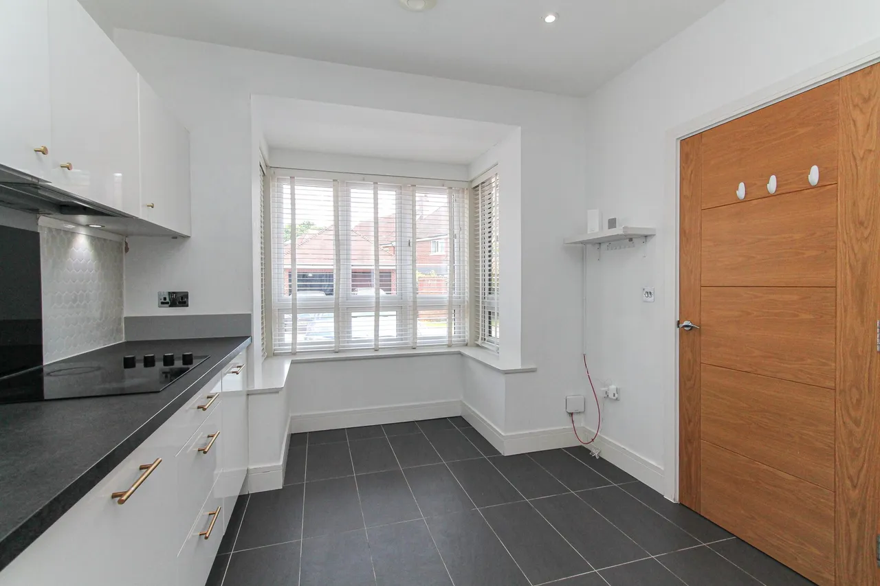 Pennyroyal, Fleet, GU51 5BH, photo 4