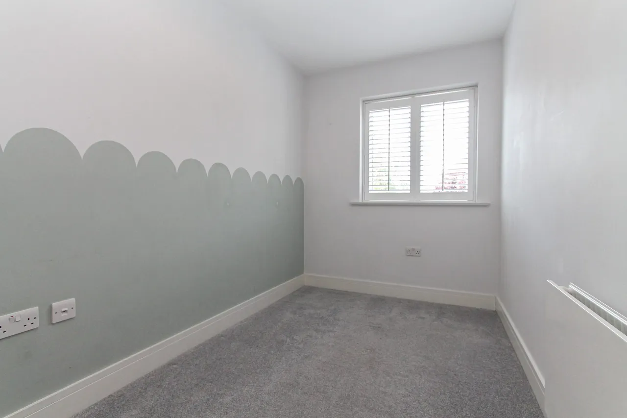 Pennyroyal, Fleet, GU51 5BH, photo 12