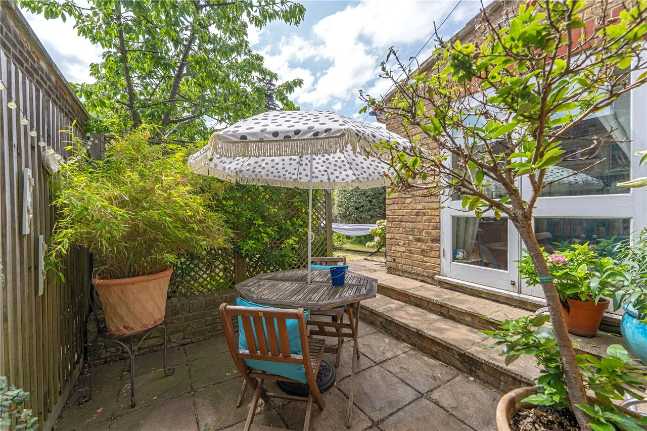 Varna Road, Hampton, TW12 2BQ, photo 13