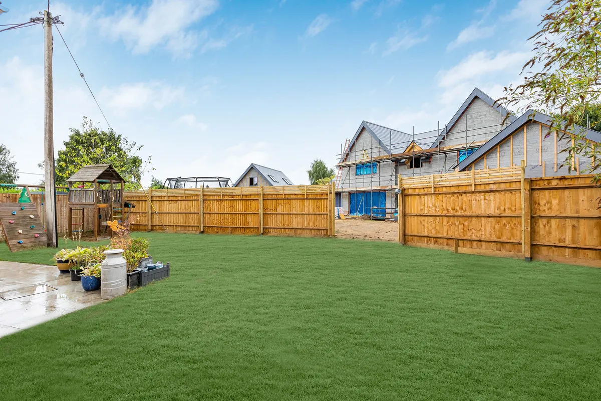 Latton Close, Southmoor, photo 10