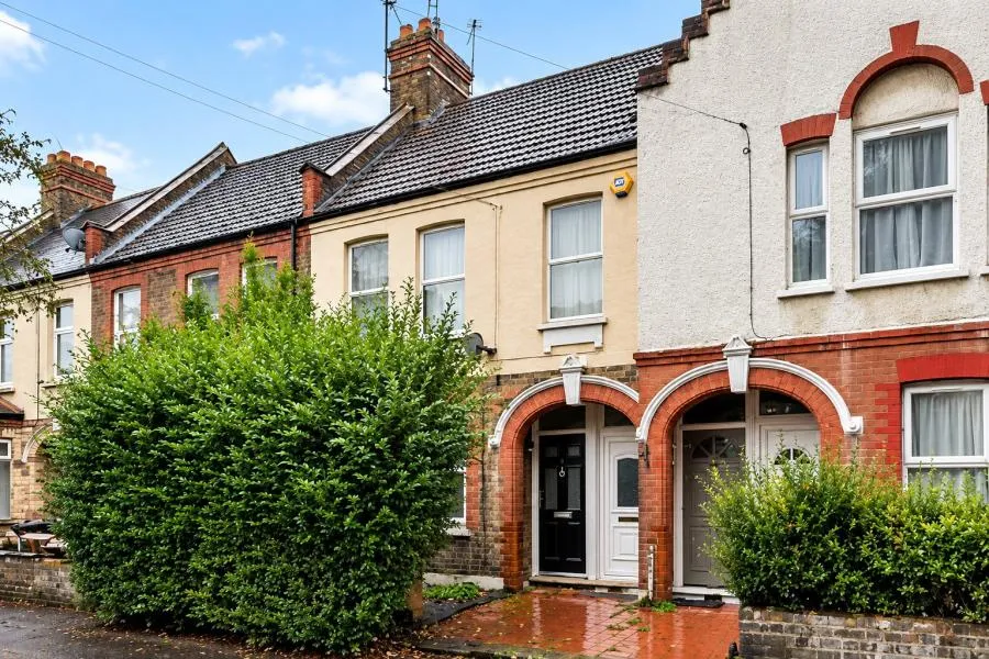 1 bed flat for sale, Morieux Road, Leyton, E10