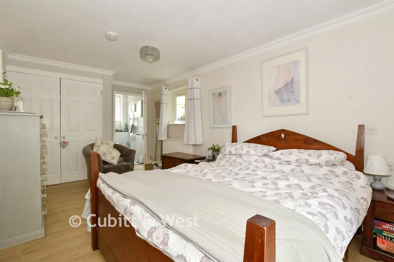 Spierbridge Road, Storrington, RH20, photo 9