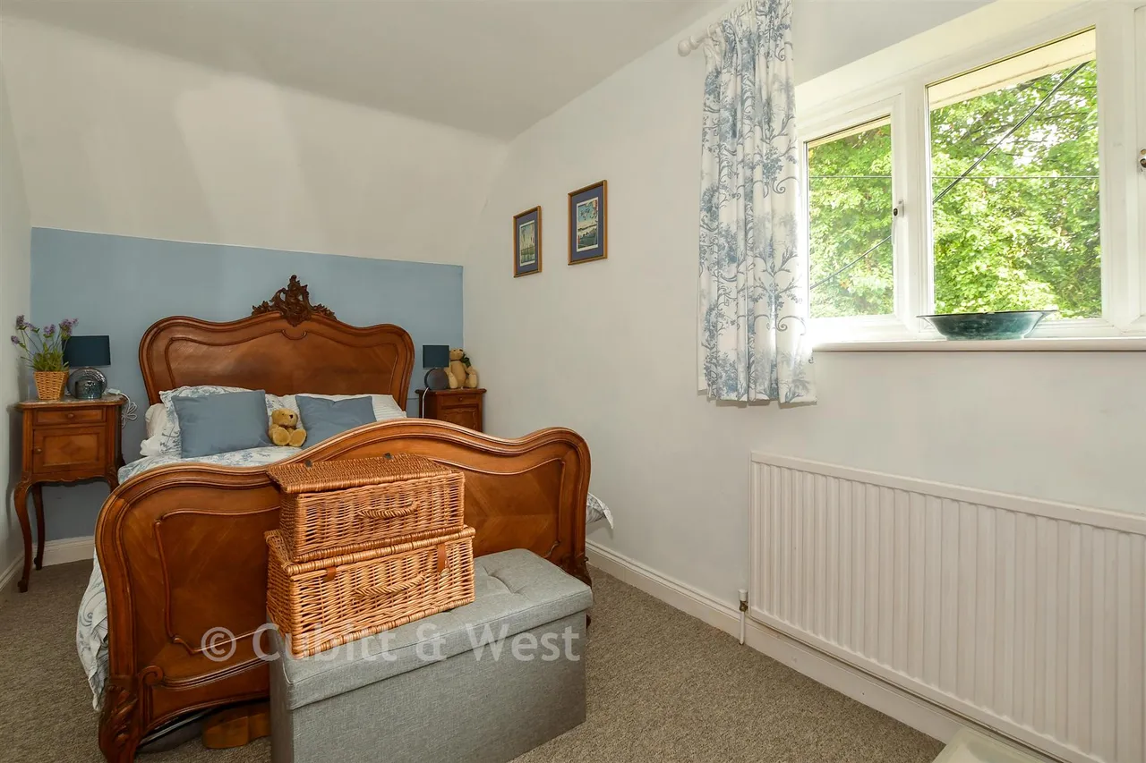 Spierbridge Road, Storrington, RH20, photo 12