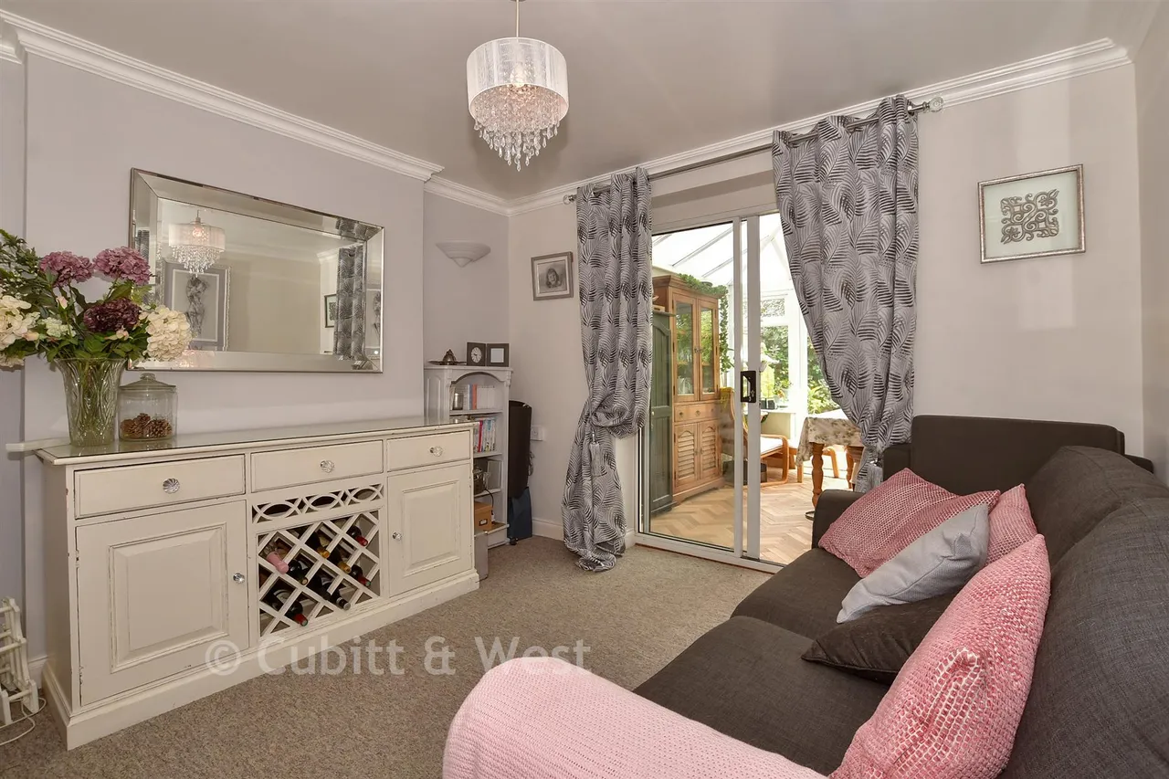 Spierbridge Road, Storrington, RH20, photo 6