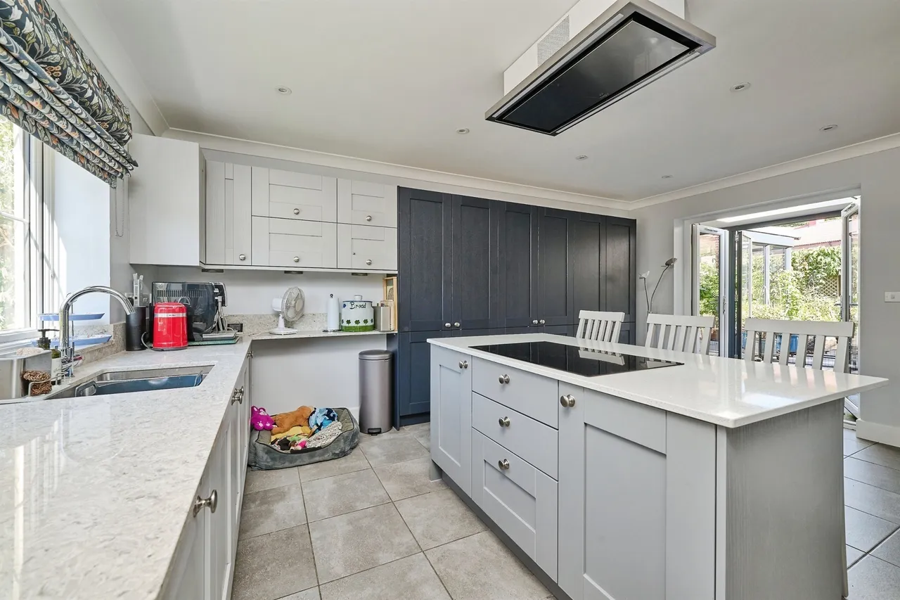 Chapel Street, Peterborough, PE8, photo 3