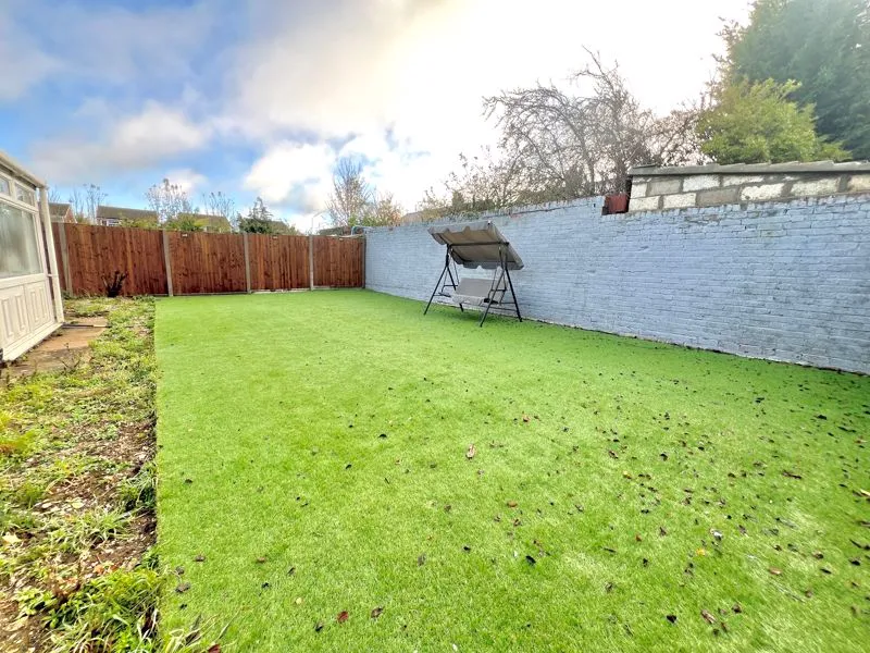 Linden Close, Dunstable LU5 4PF, photo 9