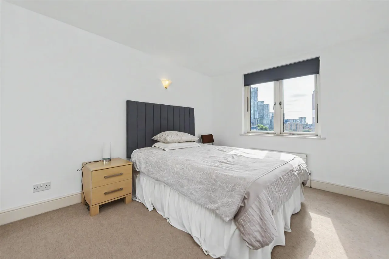 Pierpoint Building, Millennium Harbour, 16 Westferry Road, London, E14 8NQ, photo 5