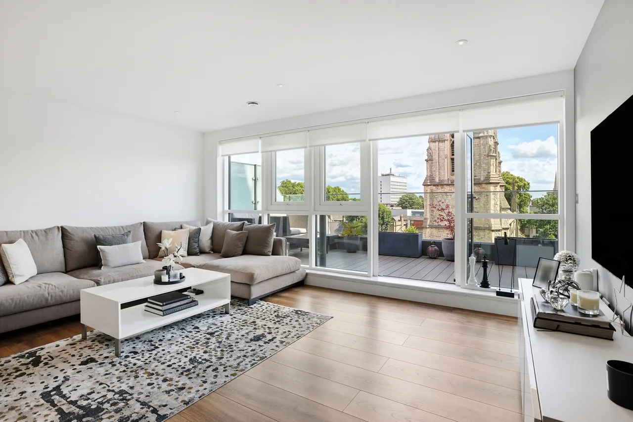 Quartz House, Dickens Yard, W5, photo 2