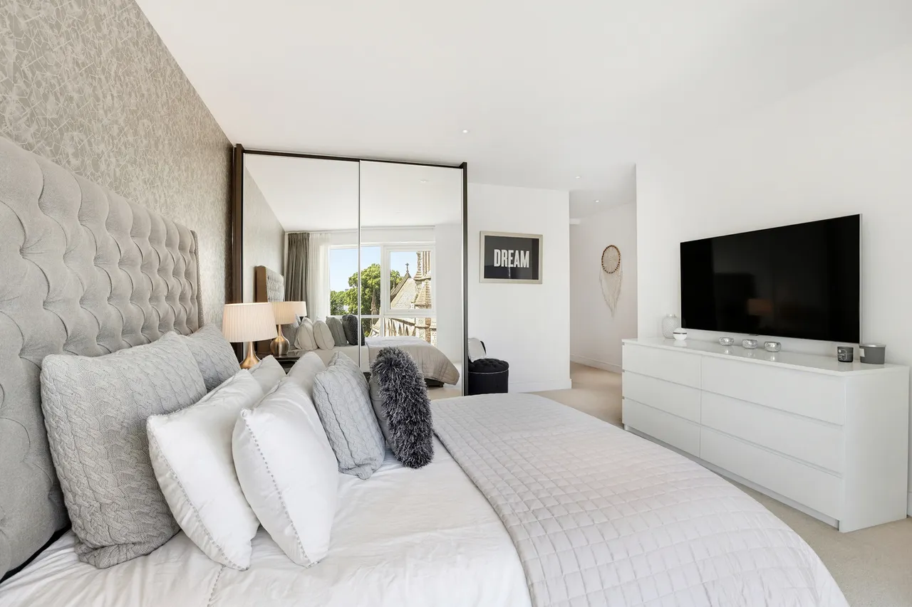 Quartz House, Dickens Yard, W5, photo 13