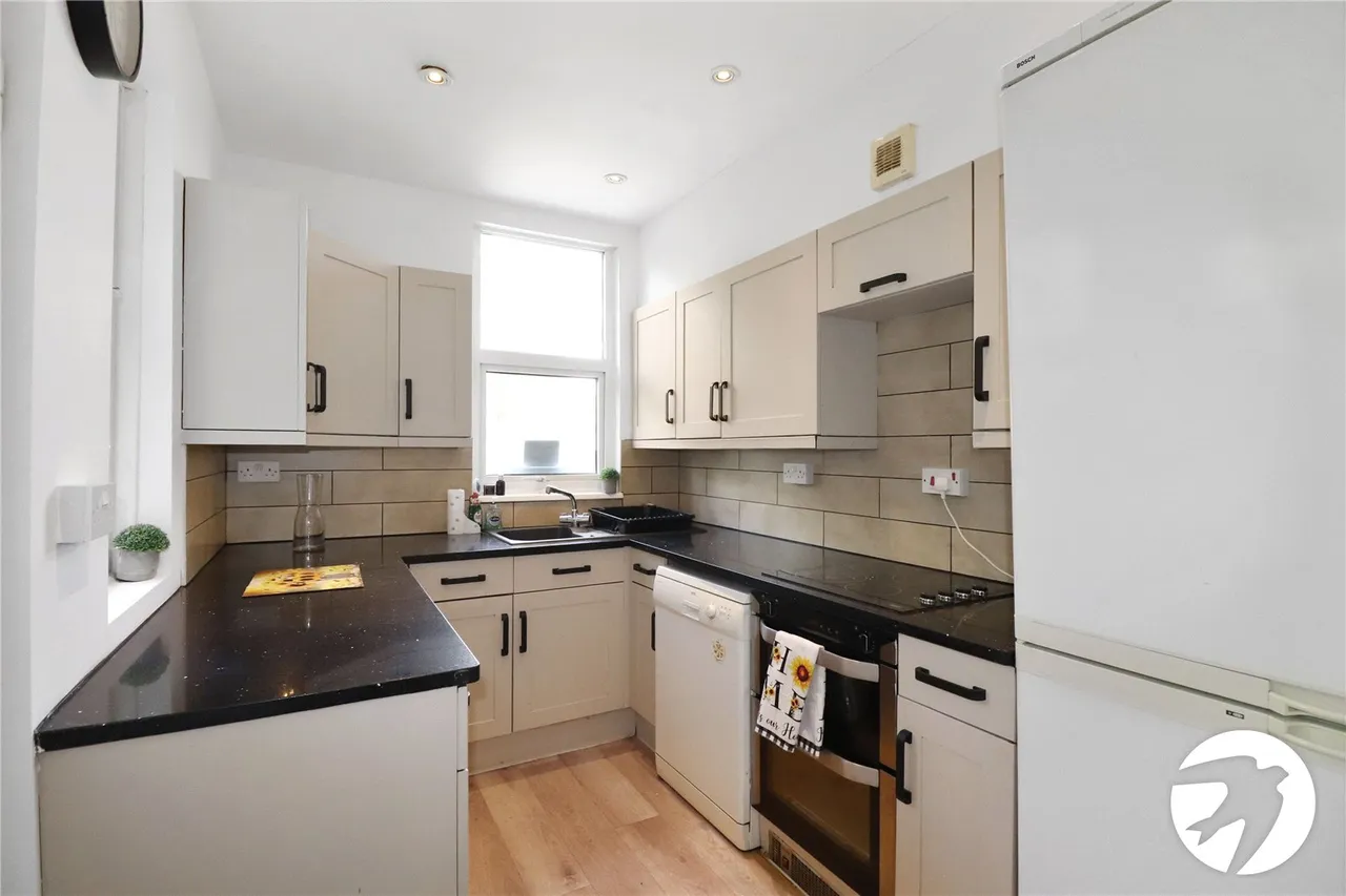 Athol Road, Erith, DA8, photo 3
