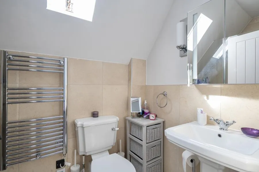 The Ridgeway, London, NW7, photo 14