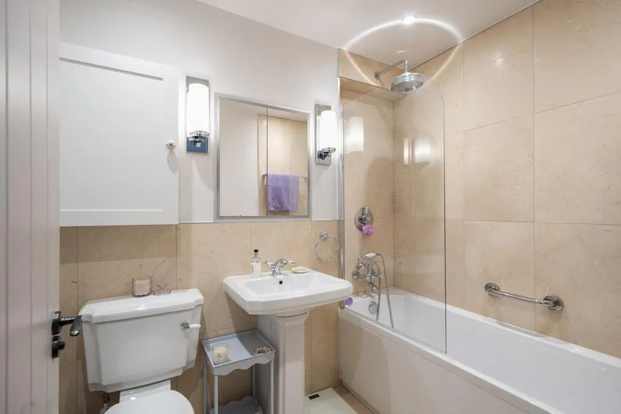 The Ridgeway, London, NW7, photo 15