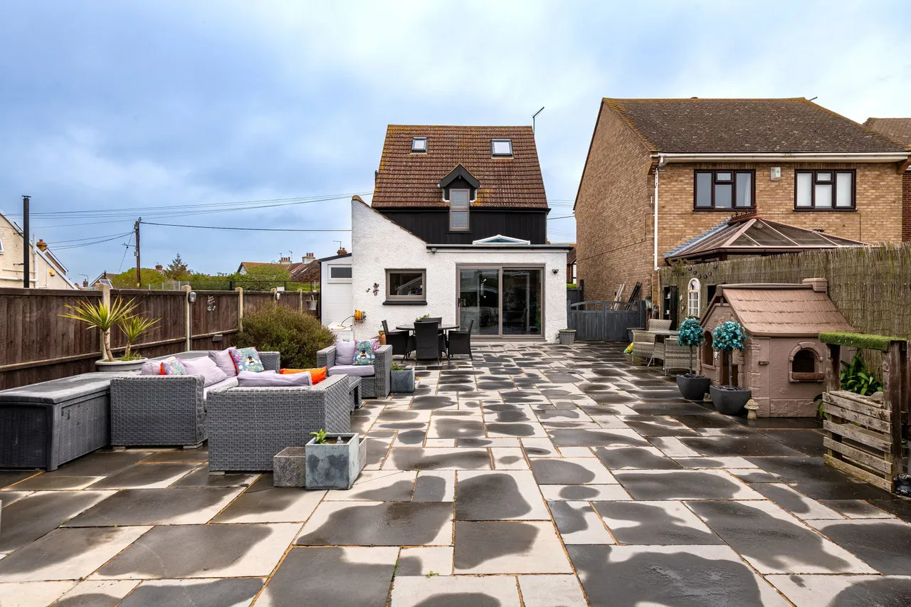Southdown Road, Minster On Sea, ME12, photo 6