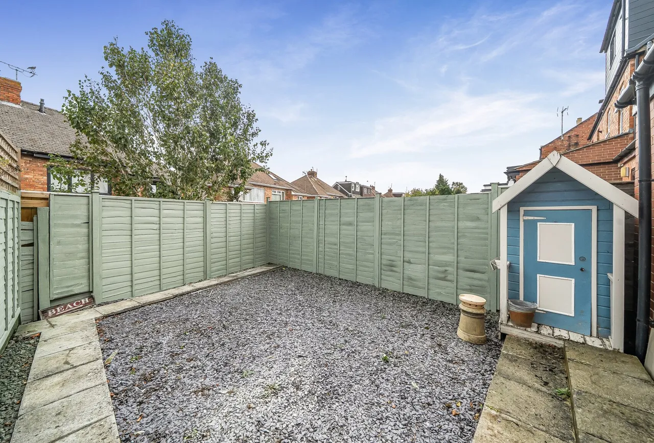 Fairfield Parade, Gloucestershire, Leckhampton, GL53 7PJ, photo 9