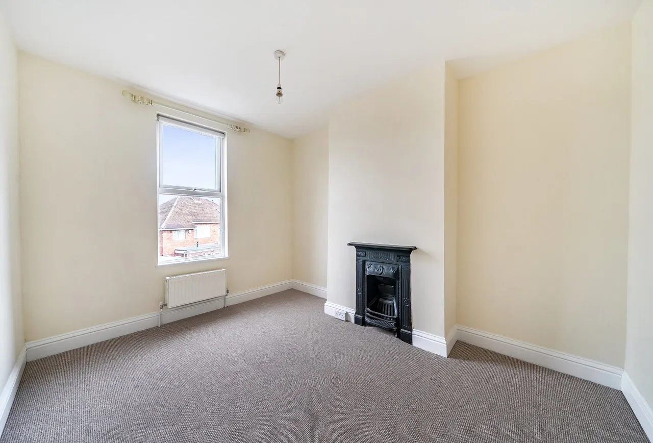 Fairfield Parade, Gloucestershire, Leckhampton, GL53 7PJ, photo 6