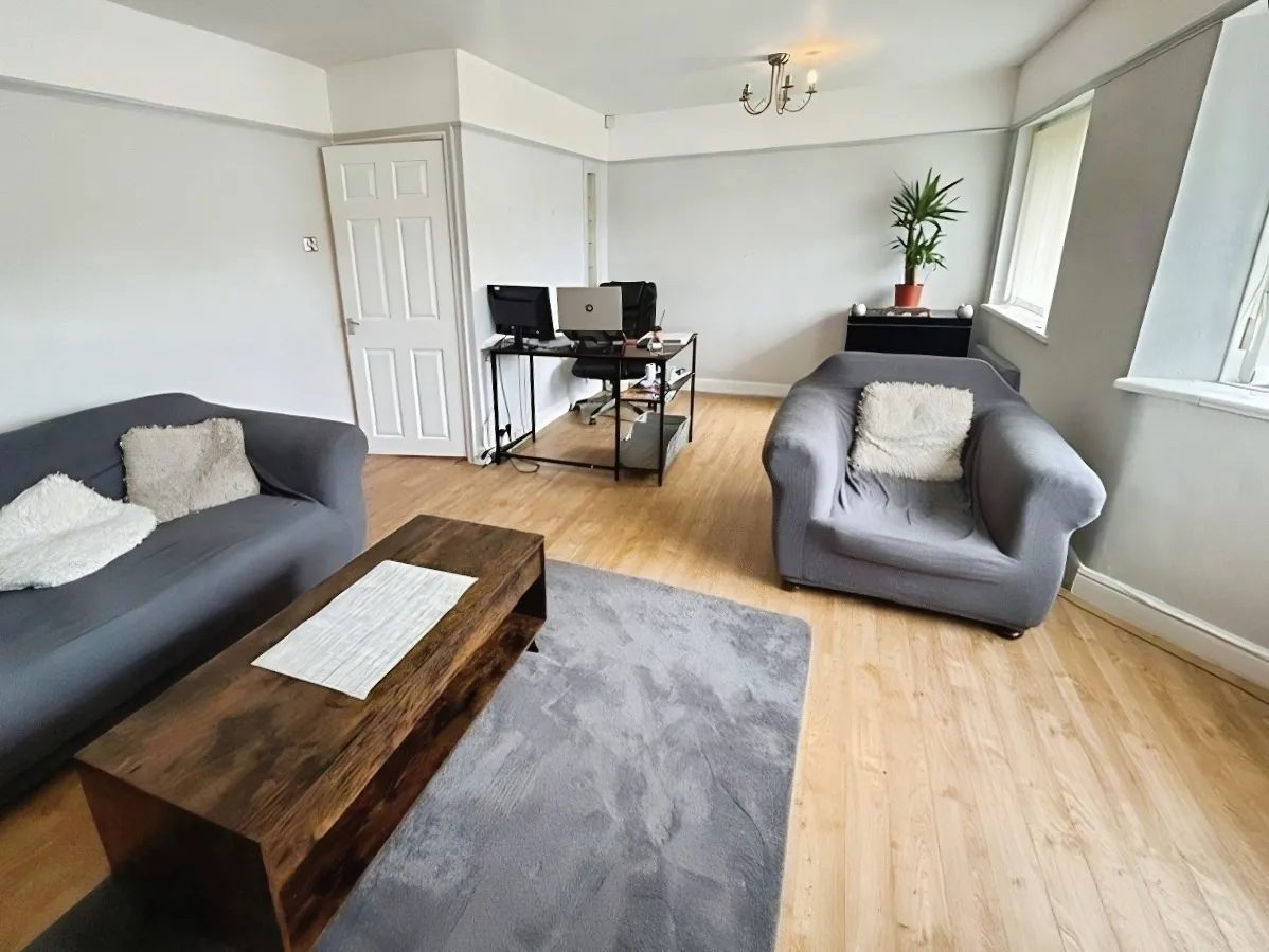 Poulsom Drive, Bootle, L30, photo 4