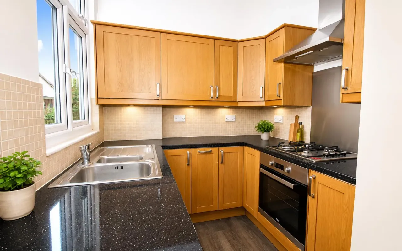 Park Avenue, Palmers Green, London N13, photo 4
