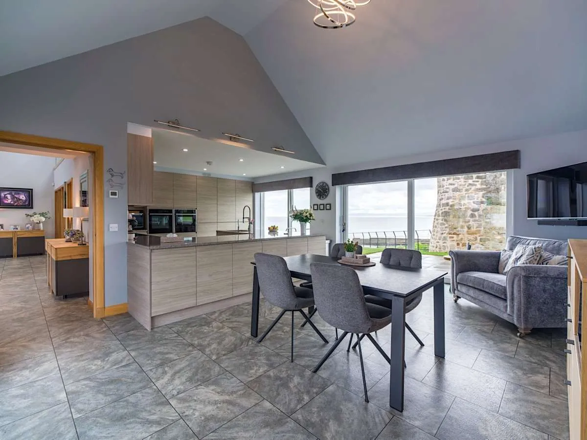 Townhall Lane, Lossiemouth, IV31, photo 6