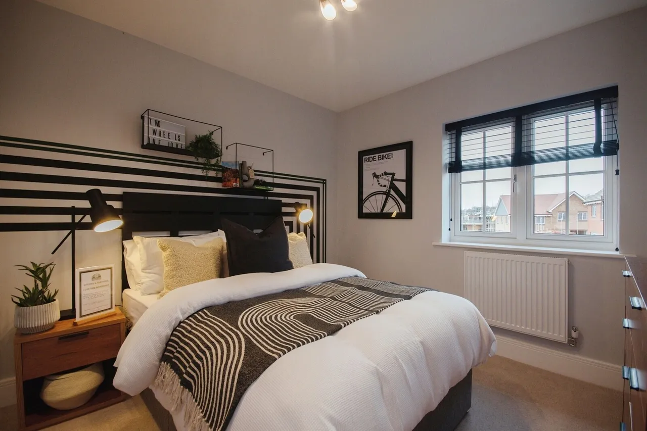 Brockhills Lane, New Milton, photo 7