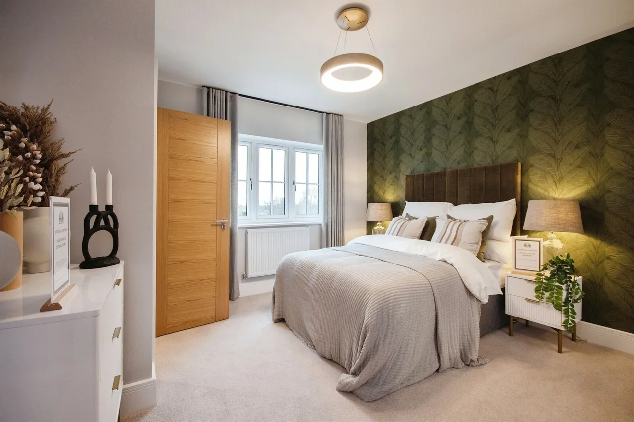 Brockhills Lane, New Milton, photo 6