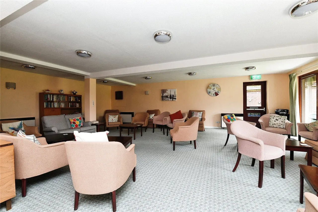 Primrose Court, Kings Road, Brentwood, Essex, CM14, photo 13
