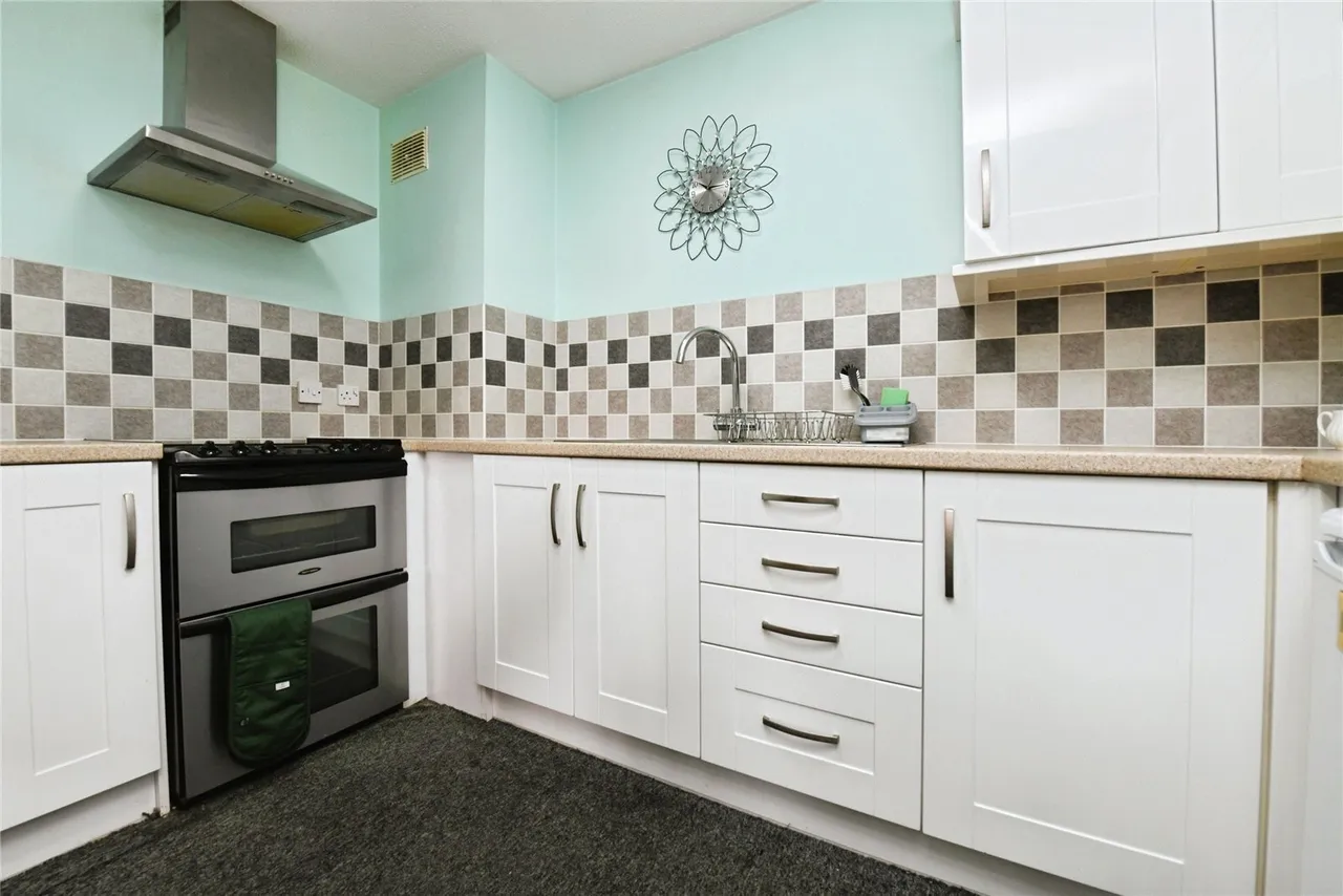 Primrose Court, Kings Road, Brentwood, Essex, CM14, photo 6