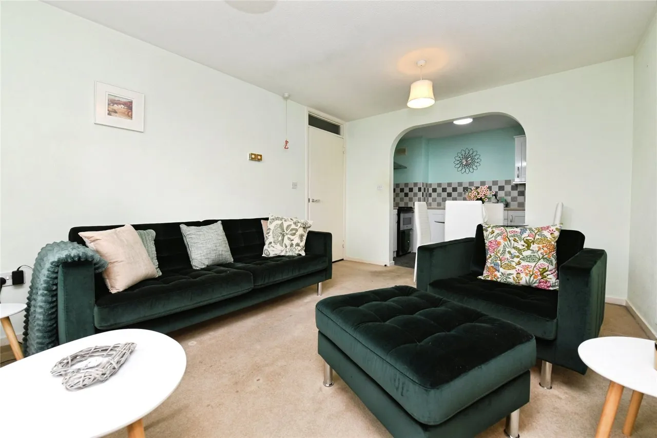 Primrose Court, Kings Road, Brentwood, Essex, CM14, photo 4