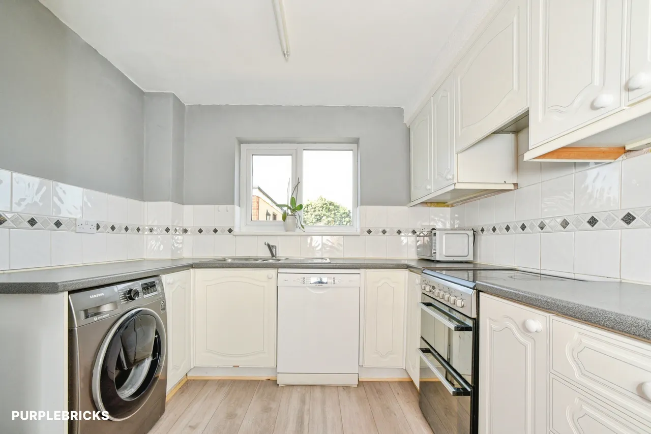 Kennet Avenue, Greenmeadow, SN25, photo 6