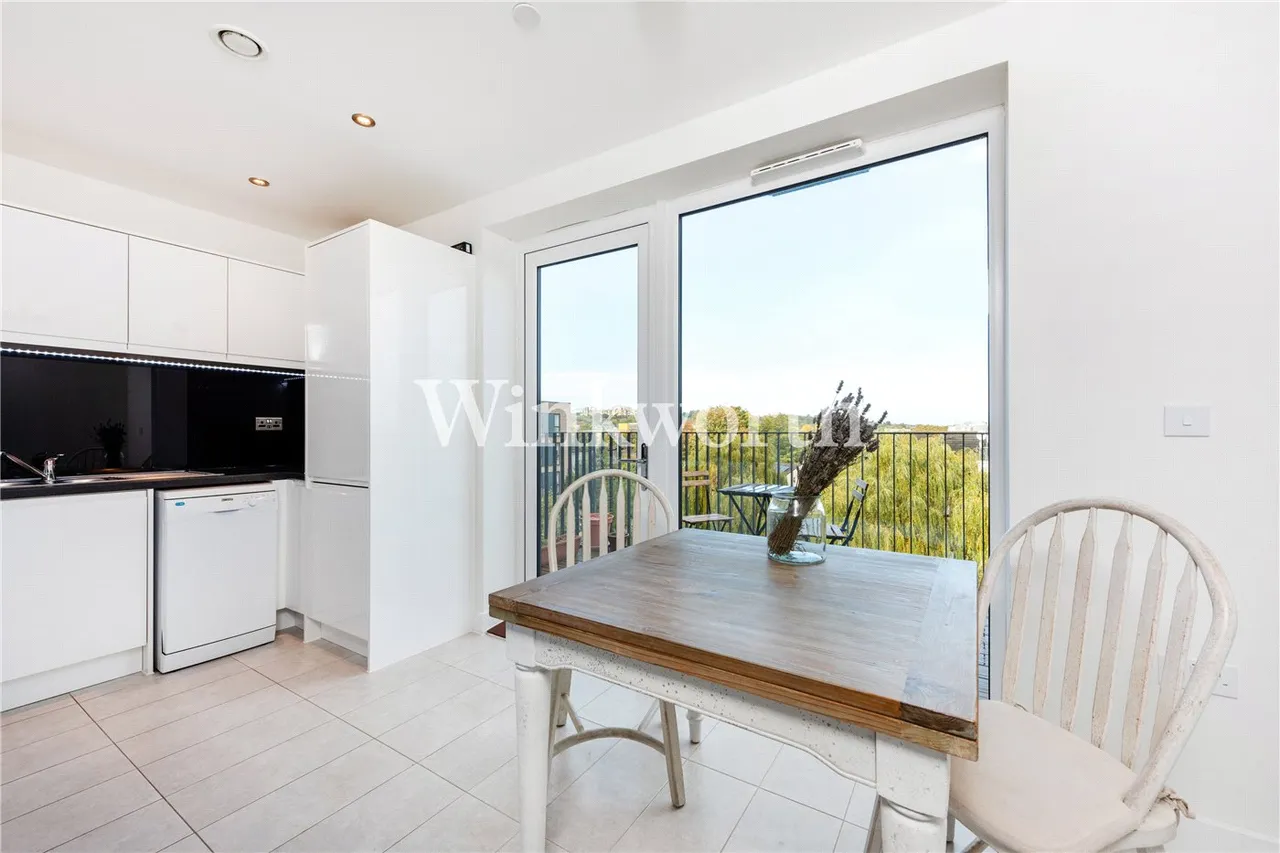 Hampden Road, London, N8, photo 8