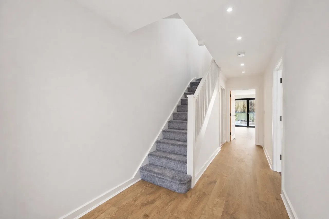 Old Shoreham Road, Lancing, BN15, photo 5