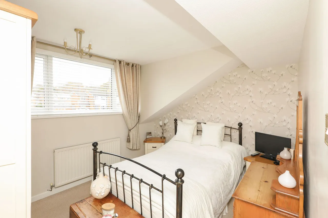 Hollybank Close, Sheffield, S12, photo 4