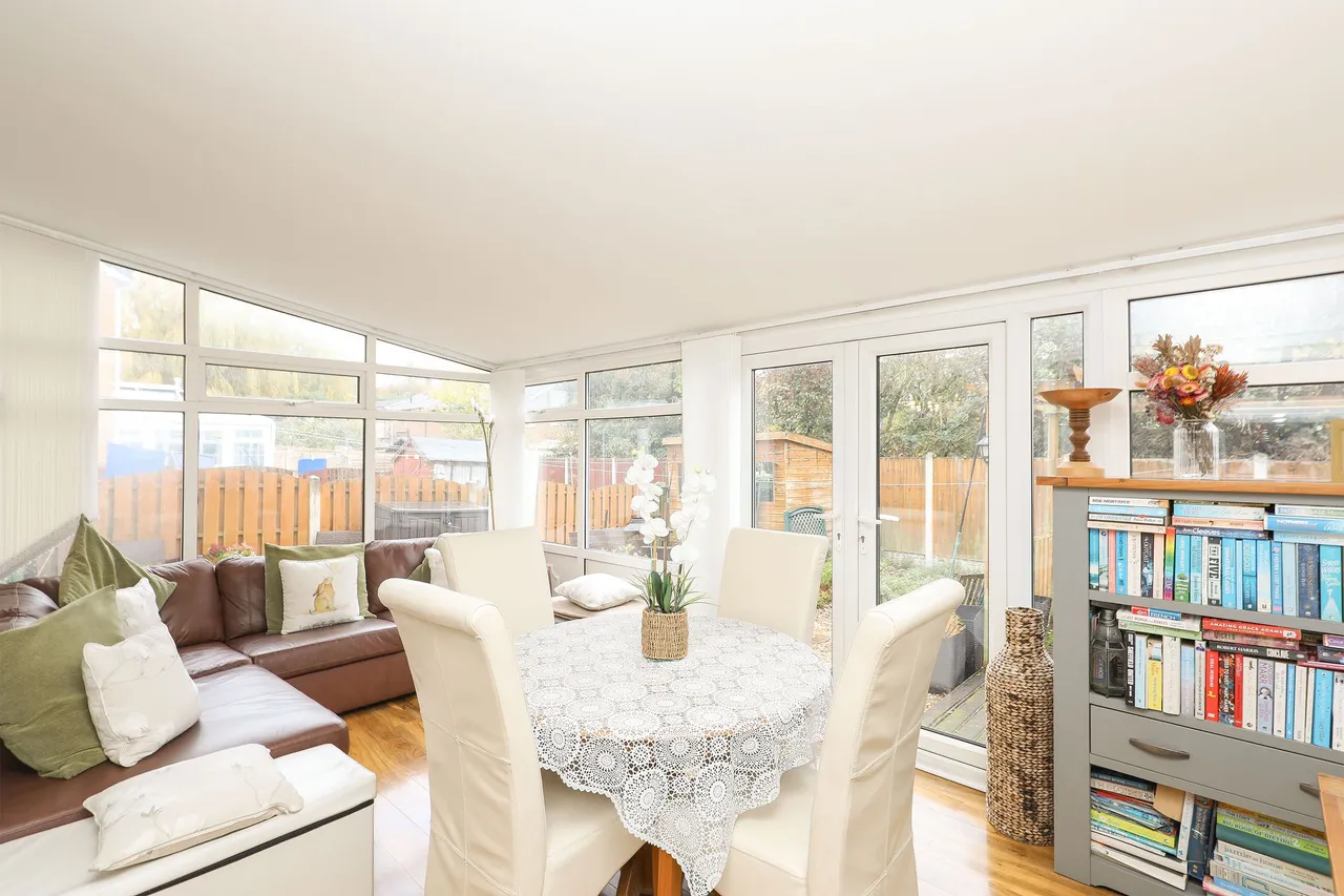 Hollybank Close, Sheffield, S12, photo 20