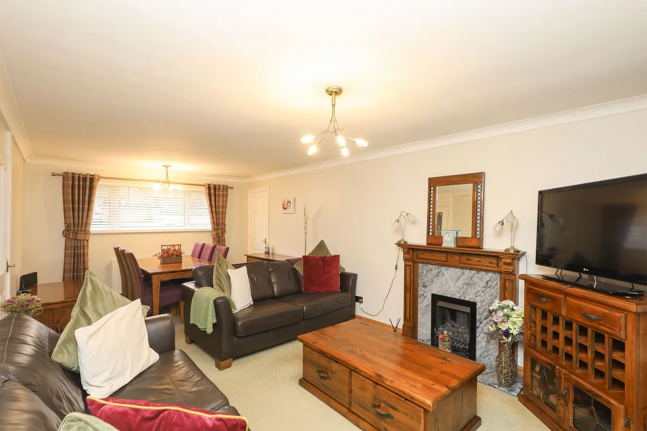 Hollybank Close, Sheffield, S12, photo 19