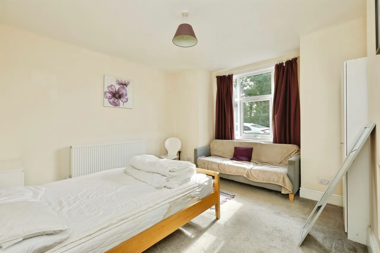 Victoria Road, Retford, DN22, photo 8