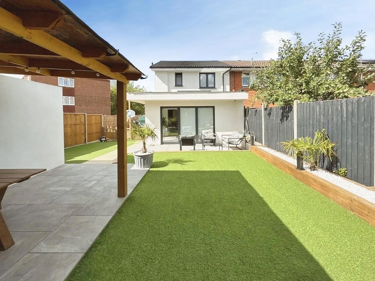 Ellison Way, Tongham, Surrey, GU10 1AY, photo 18